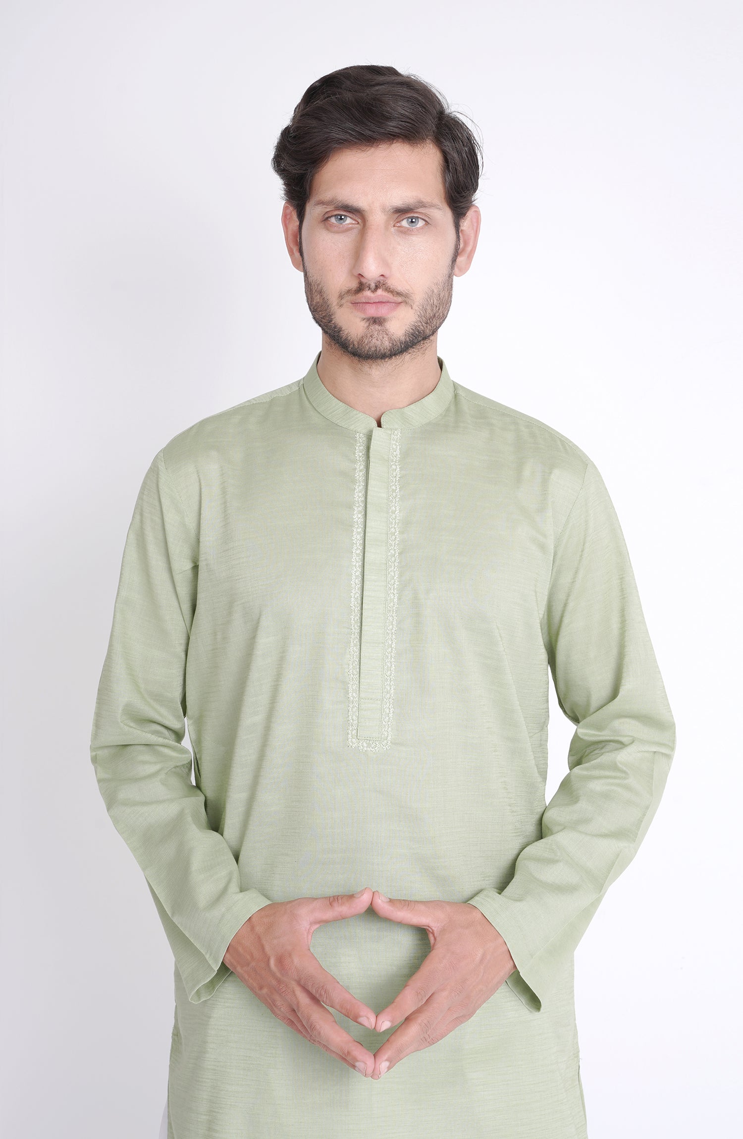 Embroidered Mens Kurta Shahnameh Pakistan embroidered-mens-kurta-shahnameh-pakistan
